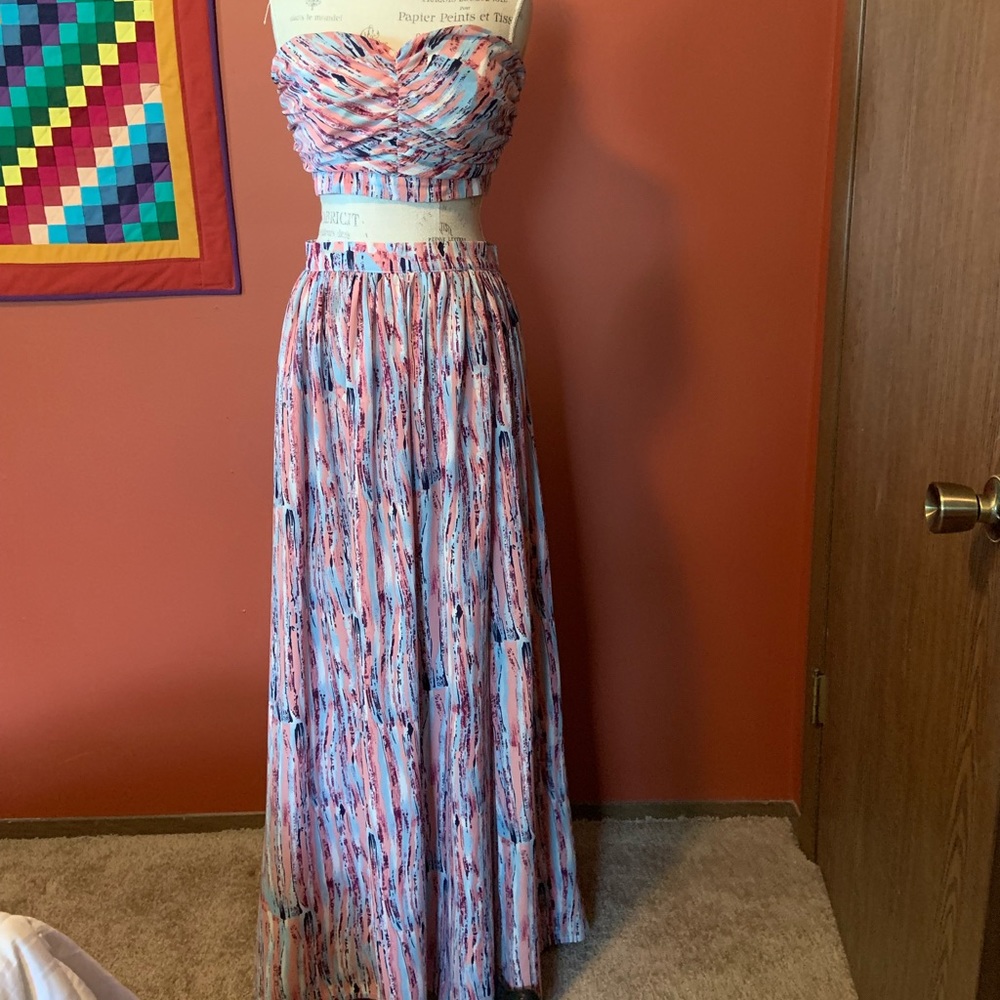 2-Piece Windsor dress
